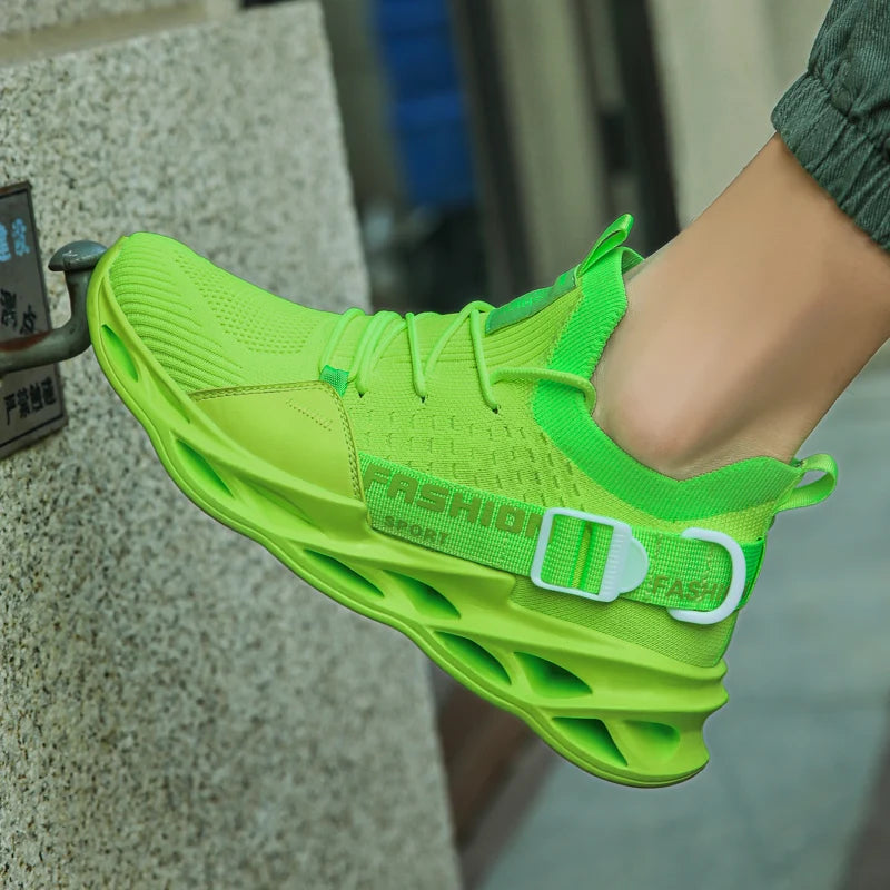 2025 Casual Men Sneakers Trending Shoes