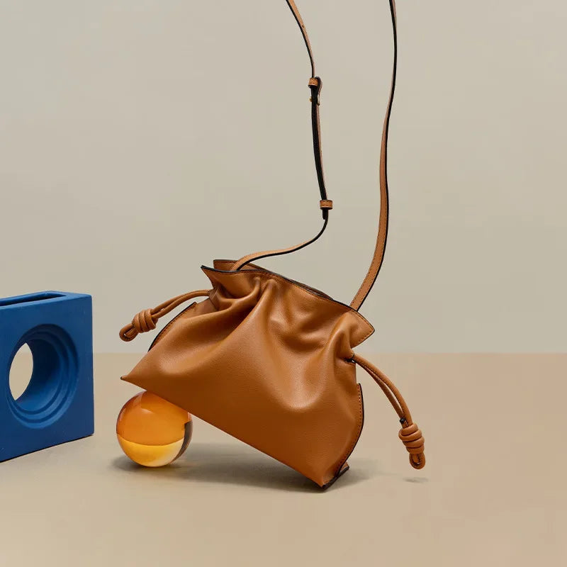 2025 New Fashionable Simple Crossbody Bucket Bag Women's